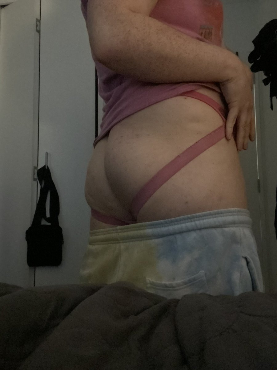 thiccckiwix's tweet photo. Haven’t posted in ages because it stopped letting me post from my Hidden Album but WE’RE back 🙂‍↕️ https://t.co/SZKR16Tf1c