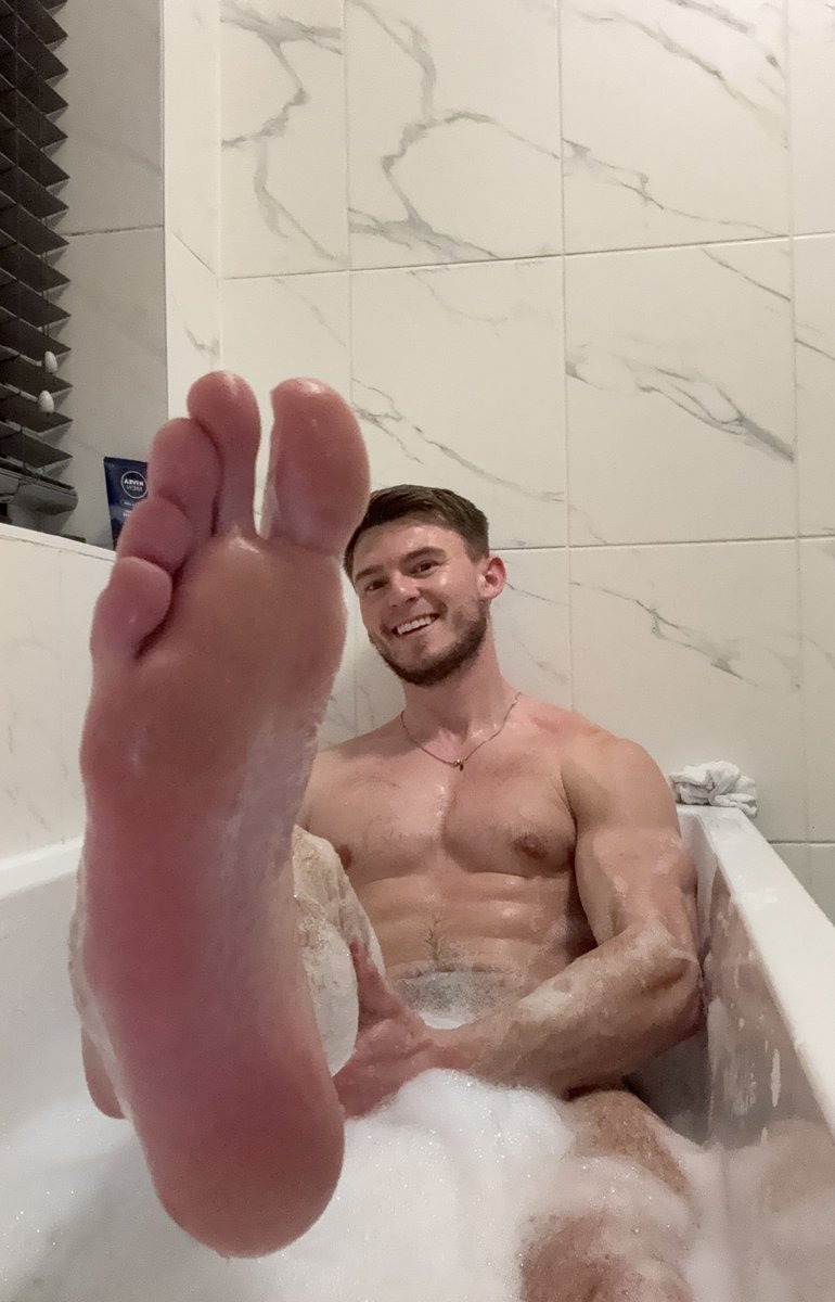 Alpha Olly tweet media