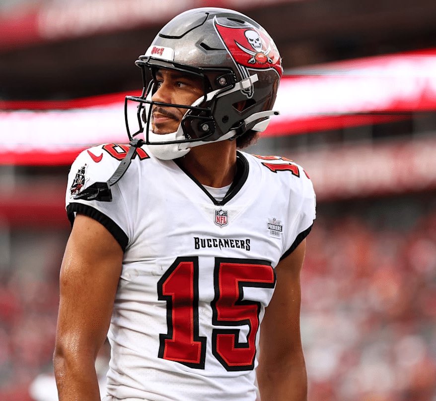 BakerMuse tweet media