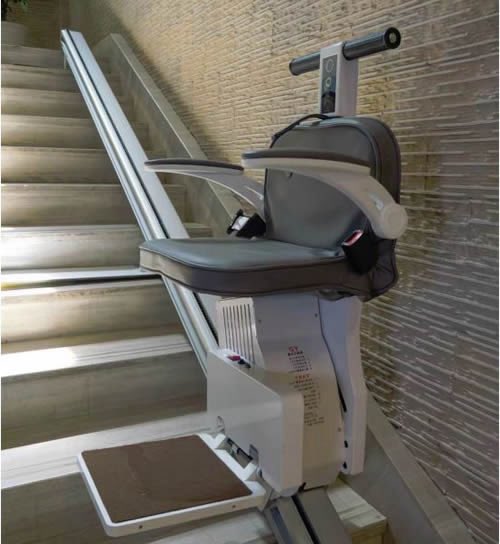 Becky Tomlinson tweet media