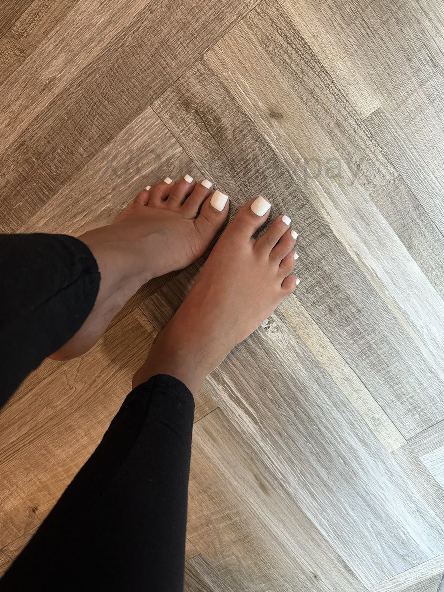 𝓣𝓪𝔂 tweet media