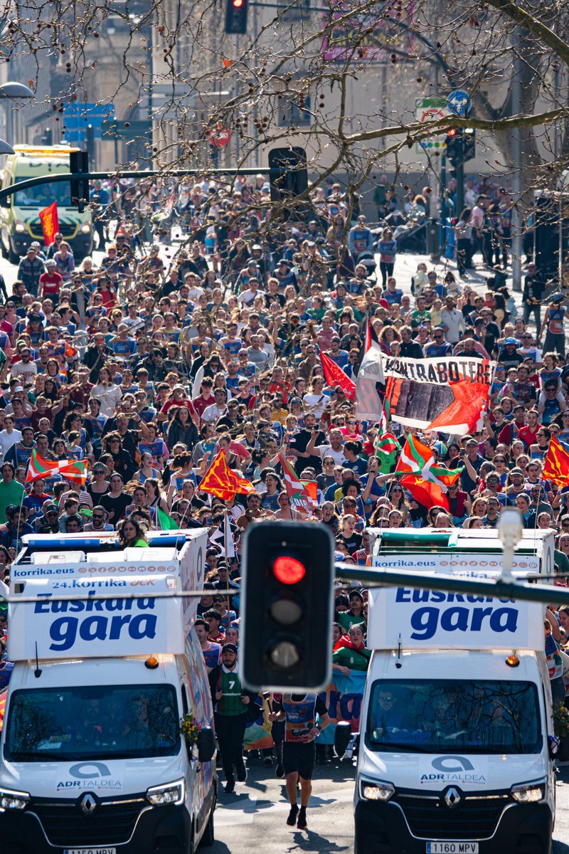 PLarraza's tweet photo. @gchaverri1 Vega Guillermito métete en la cueva  , es un insulto a las gentes
De Pamplona , no podéis vivir sin controlar todo….a la cueva de Mutilva , sinverguenza 🚜 https://t.co/z4ytatESXr