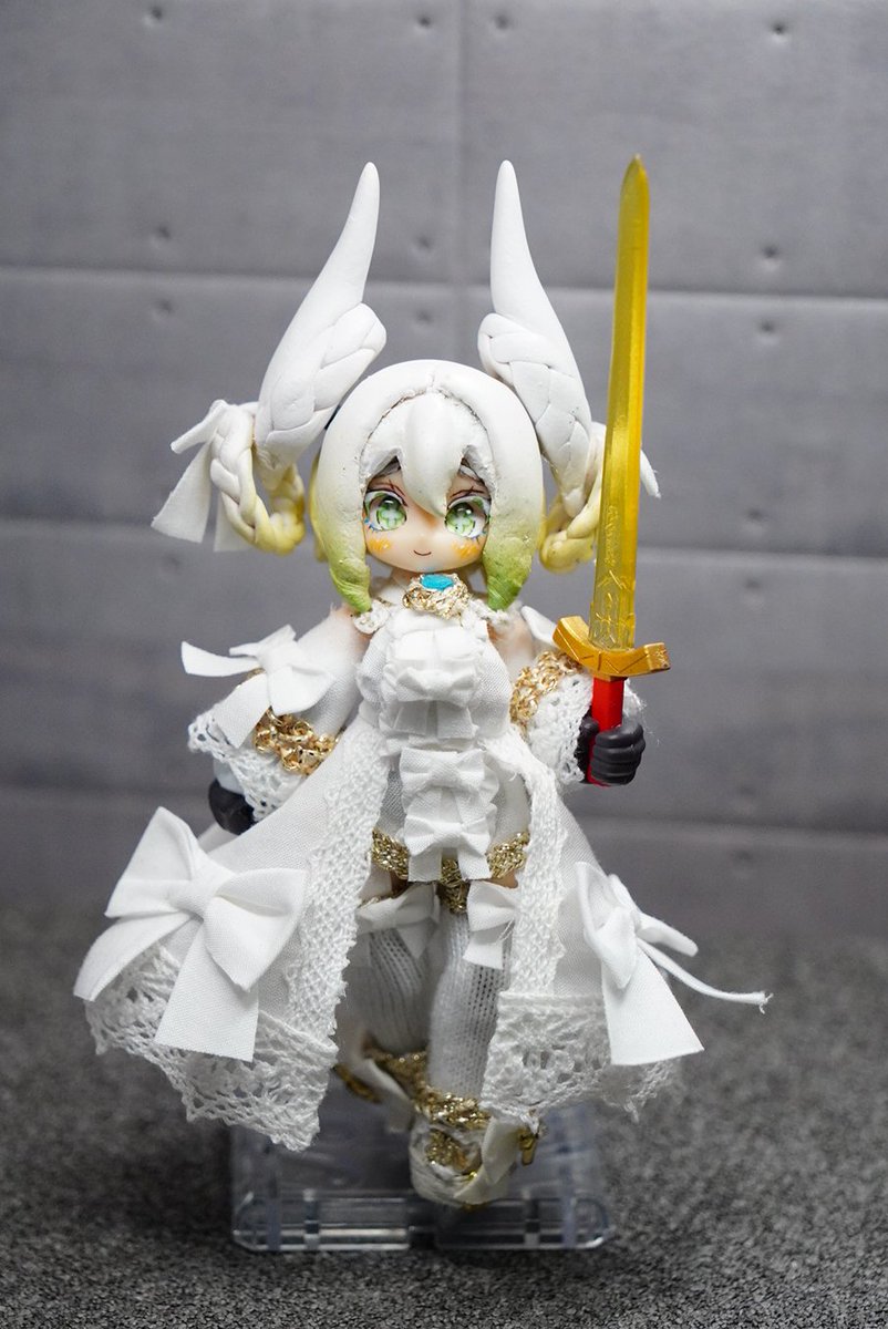 サノツキ tweet media