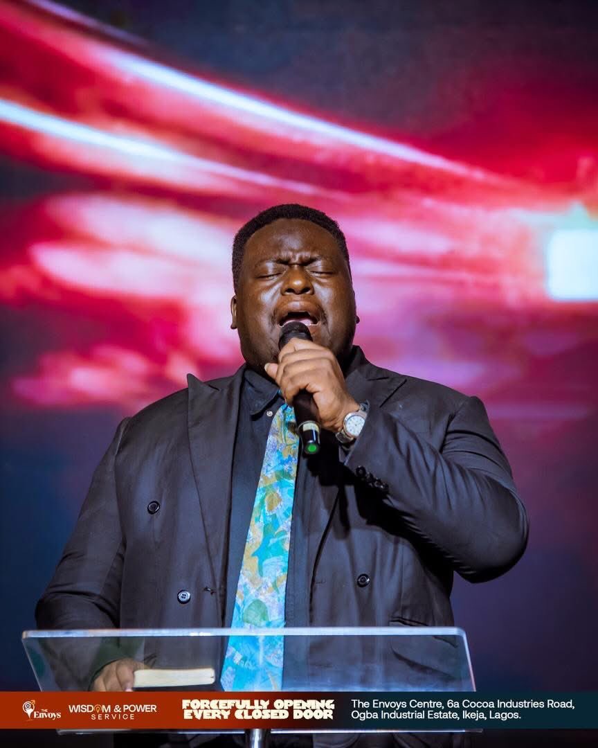 rccgtheenvoys's tweet photo. As a family, we acknowledged the sovereignty of God as we lifted up our voices in thanksgiving to Him for He is good and His mercies endureth forever.

Lambano Hour ~ Pastor Oreoluwa Oluwade 

#RCCGTheEnvoys
#Wisdomservice
#Pdanielolawande https://t.co/OsvkSyJ82m