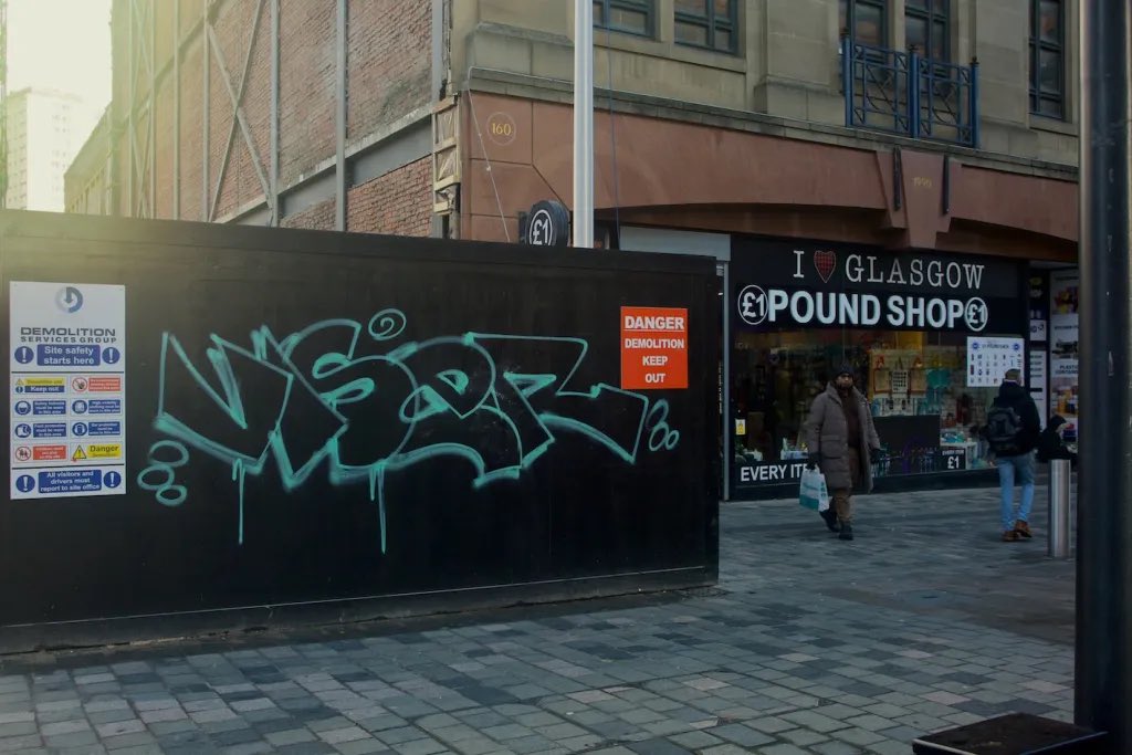 Burst Minister tweet media