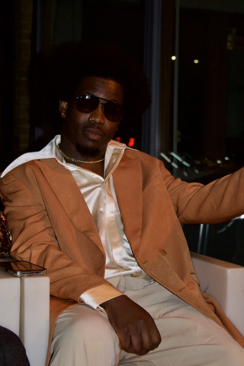 J 🇨🇩 tweet media