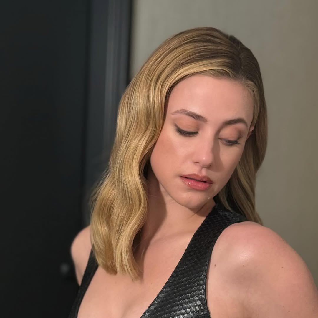 * 𝕭𝒆𝒕𝒕𝒚. tweet media