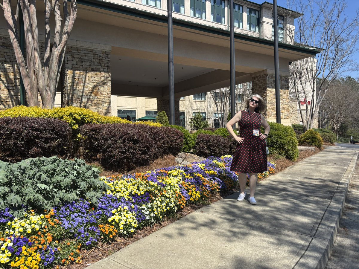 Mrs. Sharpe tweet media