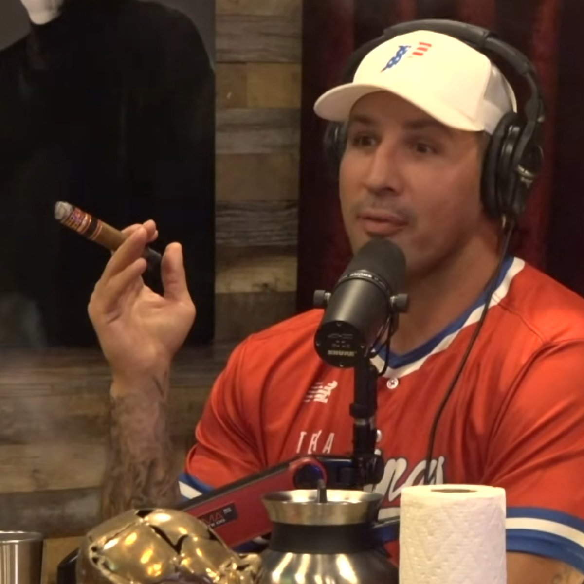 THE MMA GURU tweet media