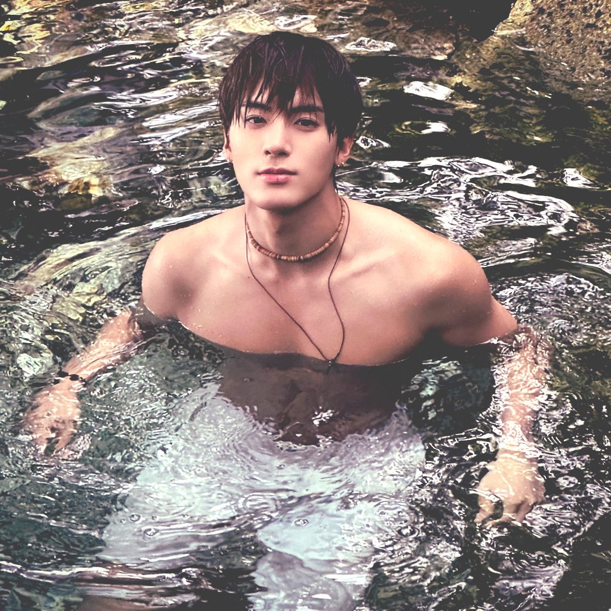 ⠀⠀
今日はとても暑くて、結局一人でも泳ぎに行かなくちゃいけなかった。 
⠀