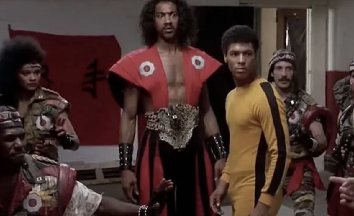 Buzzn The Tower tweet media