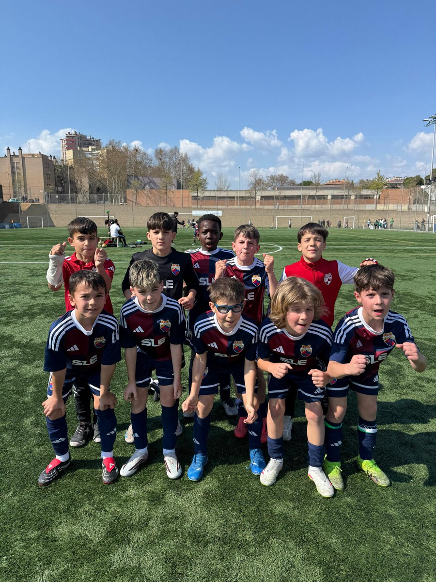 C.E. Mercantil tweet media