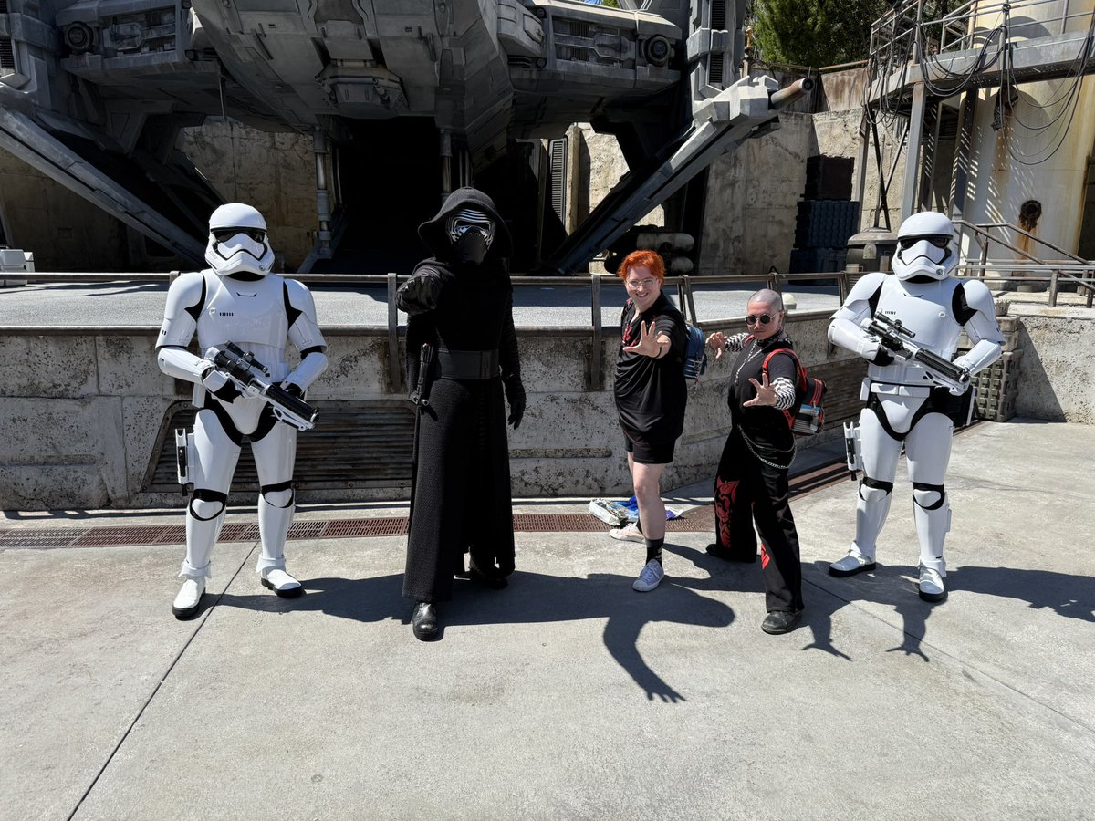 Ebay 🏳️‍⚧️ Ready for Maul Shadow Lord tweet media