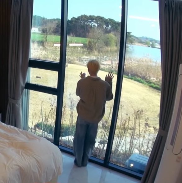 sunghist 7 tweet media