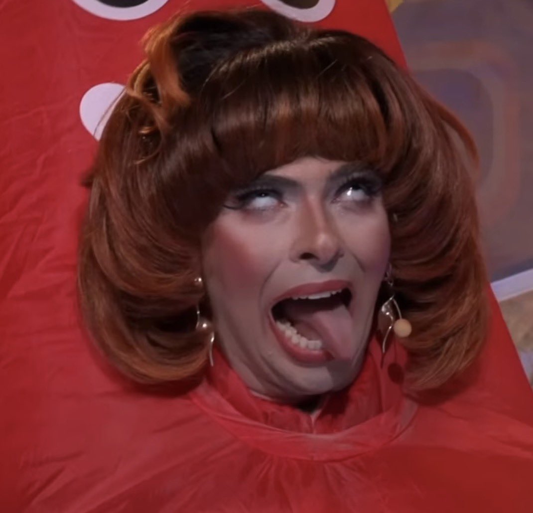 MONSTRUOSA 🫦 SOFI tweet media