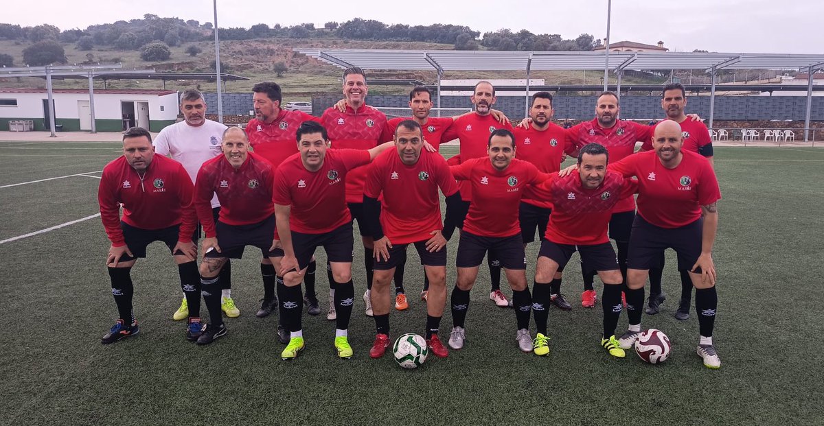 Cʟᴜʙ Dᴇᴘᴏʀᴛɪᴠᴏ Gᴇ́ᴠᴏʀᴀ tweet media