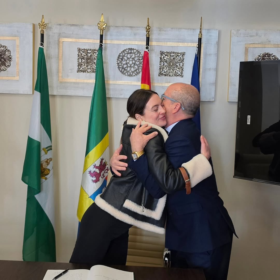 Melis Sezen Brasil tweet media
