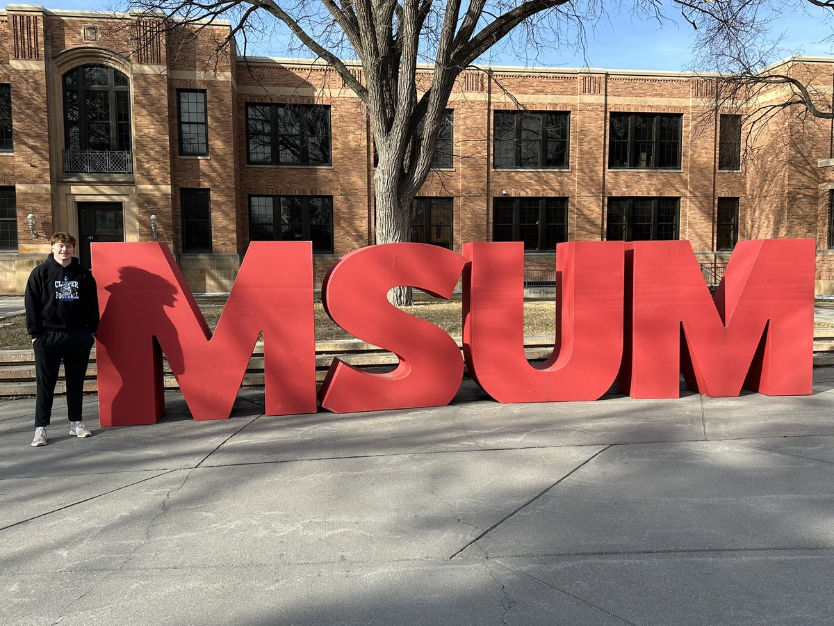 AverySorensen8's tweet photo. Had an amazing time checking out @msum_football, huge thanks to @CoachScott_88 and the rest of the Moorhead staff for having me on campus!

@Coach_M_Martin @CoachLaqua @coachjcurrier @CoachCzech15 @coach_ebaasch https://t.co/RVYOtrieW4