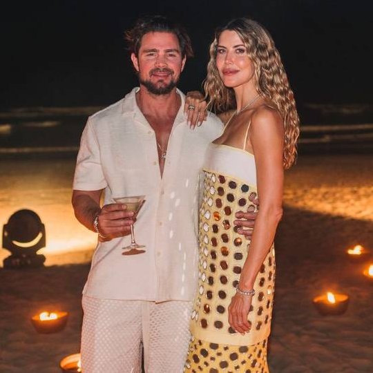 République tweet media