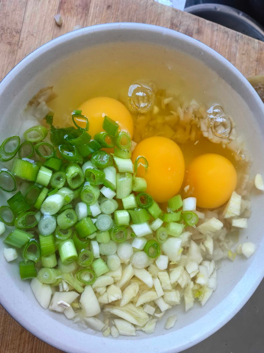 Ellie Yoon tweet media