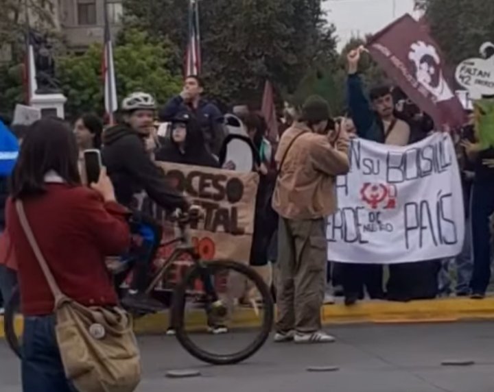 El Capi 🇨🇱 tweet media