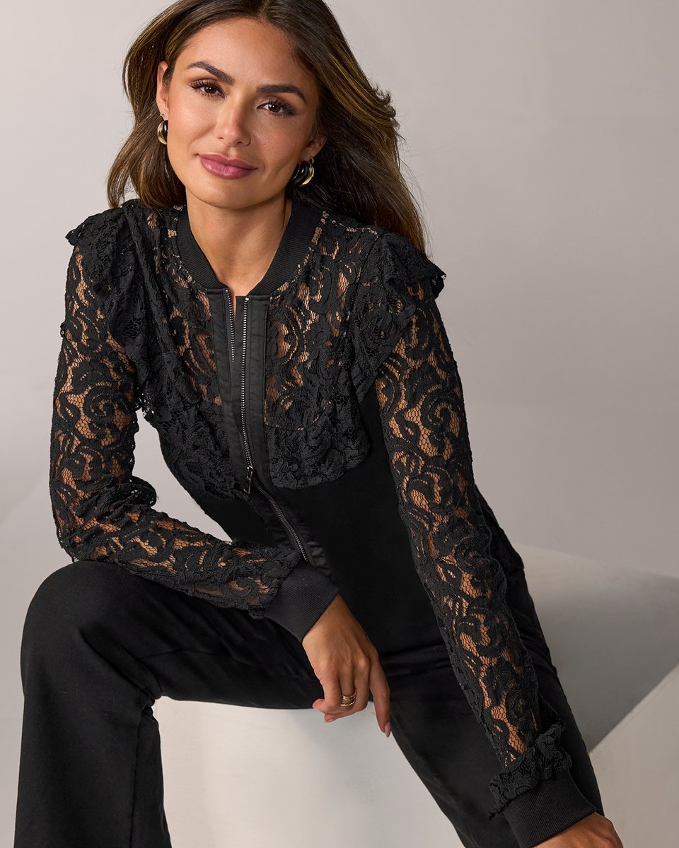 Boston Proper tweet media