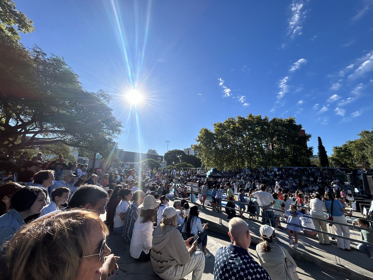 católico uruguayo🇻🇦🇺🇾 tweet media
