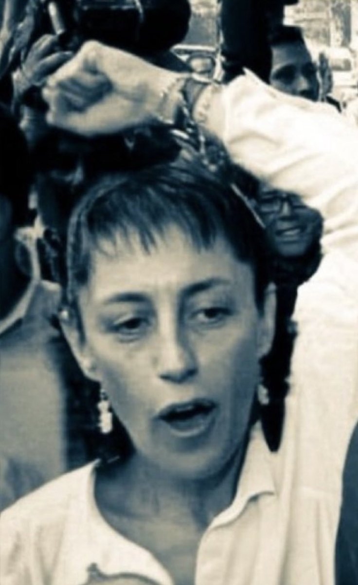 En esta foto de su juventud a Sheinbaum se le ve la cara rara, como intoxicada ¿por qué será?