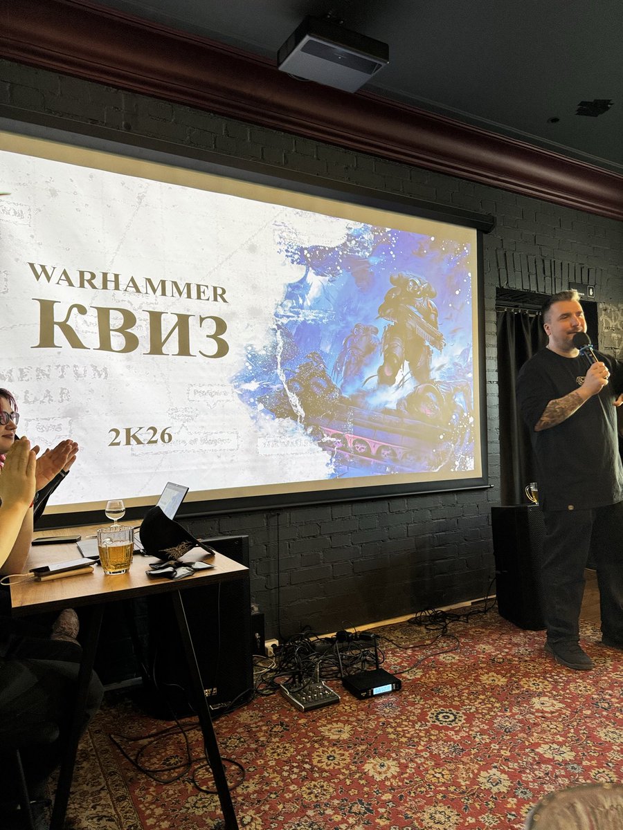 Никотинка с Бровями tweet media