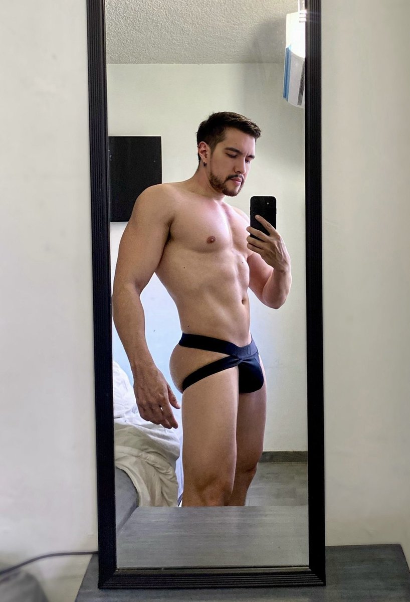 R2 Torres tweet media