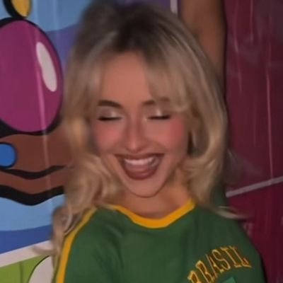 cris ⊬ tweet media