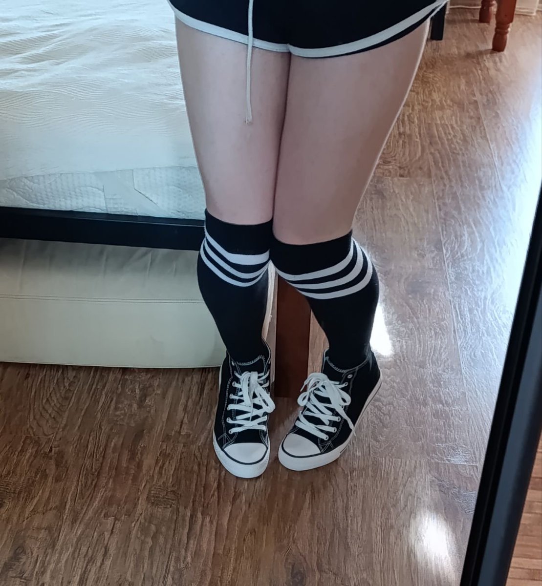 This the tomato tweet media