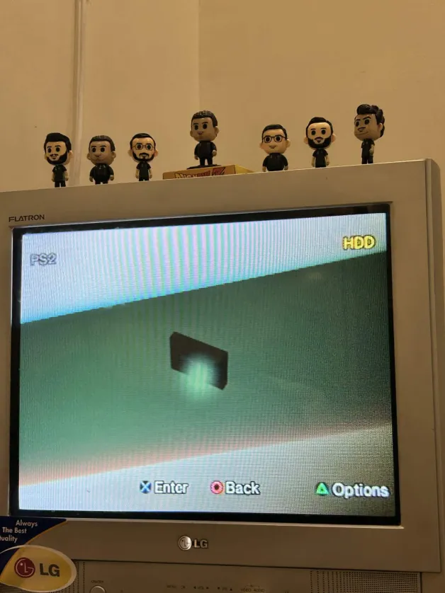 RustyTheOwl's tweet photo. صلحت البلايستيشن 2 حقي اخيراً !!!
ركبت نظام جديد وجبت لي سماعات للجهاز 😍 https://t.co/s9jOhPnkgk