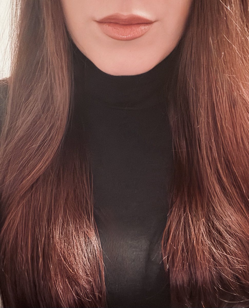 Хеба Паметњакович tweet media