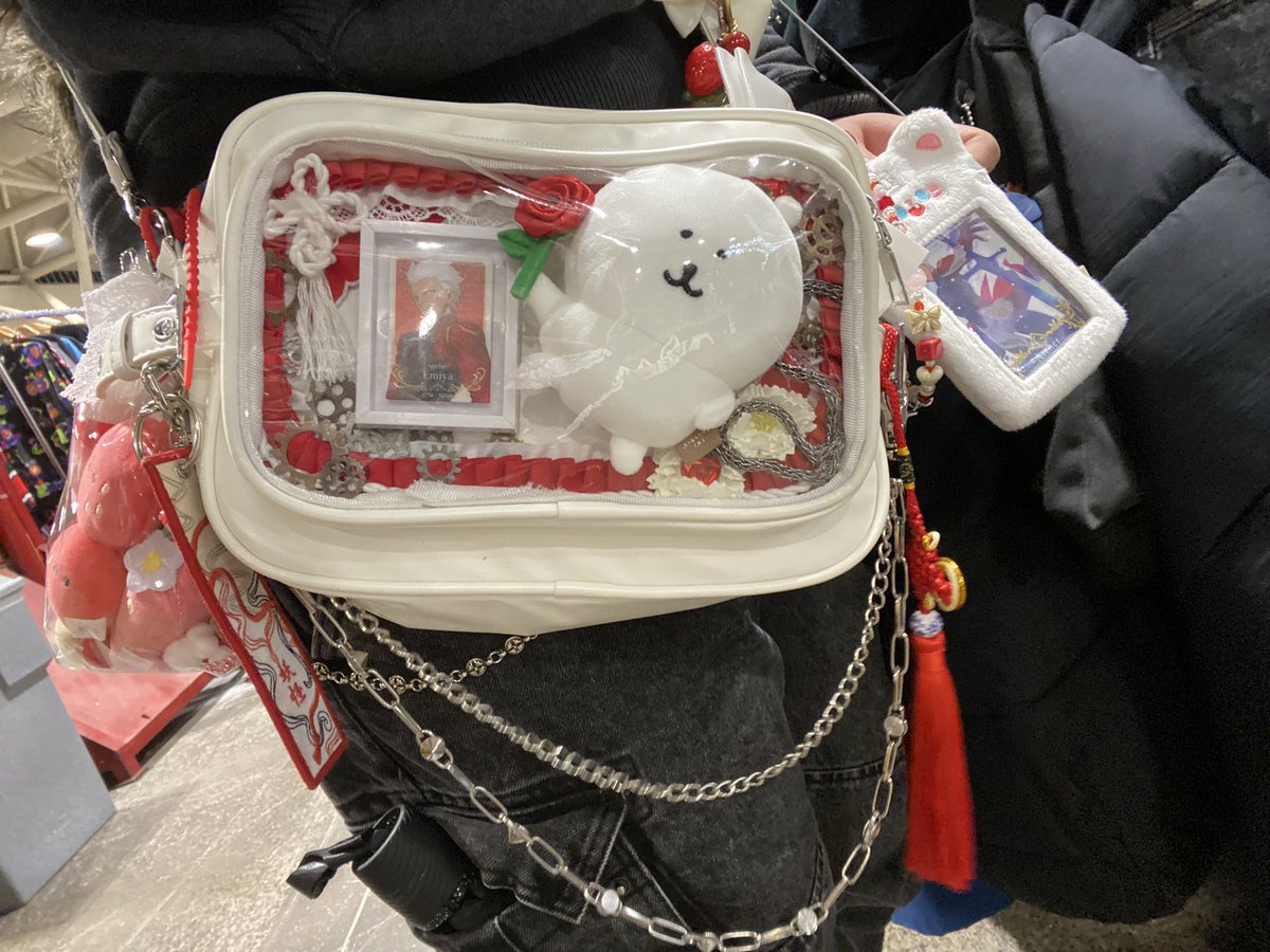 ✦ ａｃｅ ✦ HIATUS + comms slow tweet media