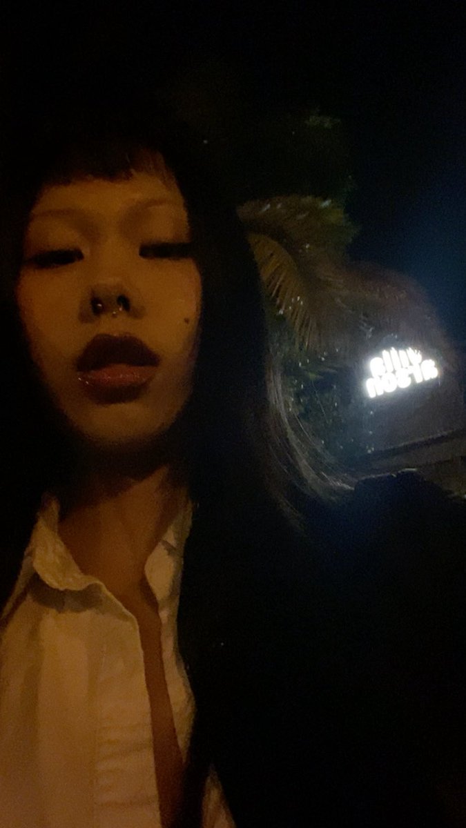 Gore in Flower, Sun and Rain tweet media