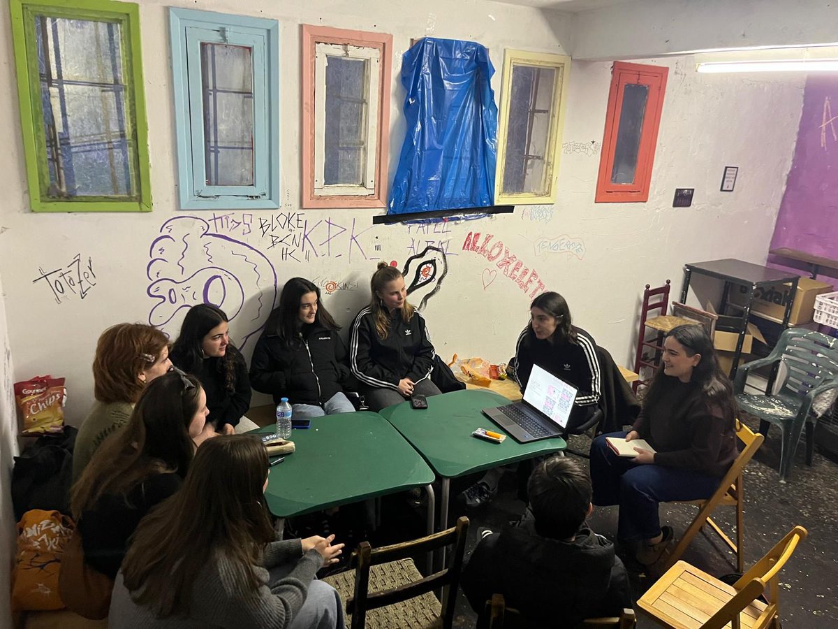 Ernai Durangaldea tweet media