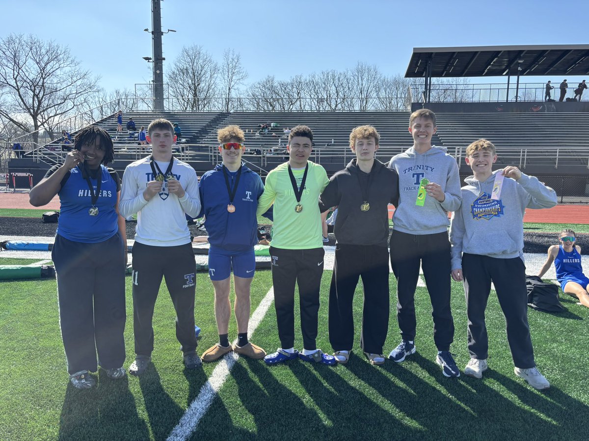 THStrack_field tweet media