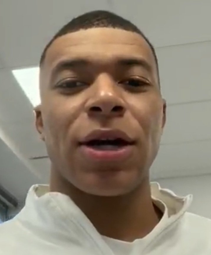 Stats Globe tweet media