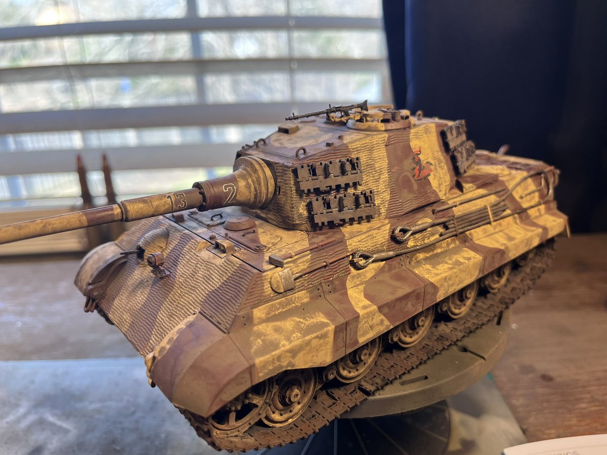 Vader’s Model Desk🇺🇸 tweet media