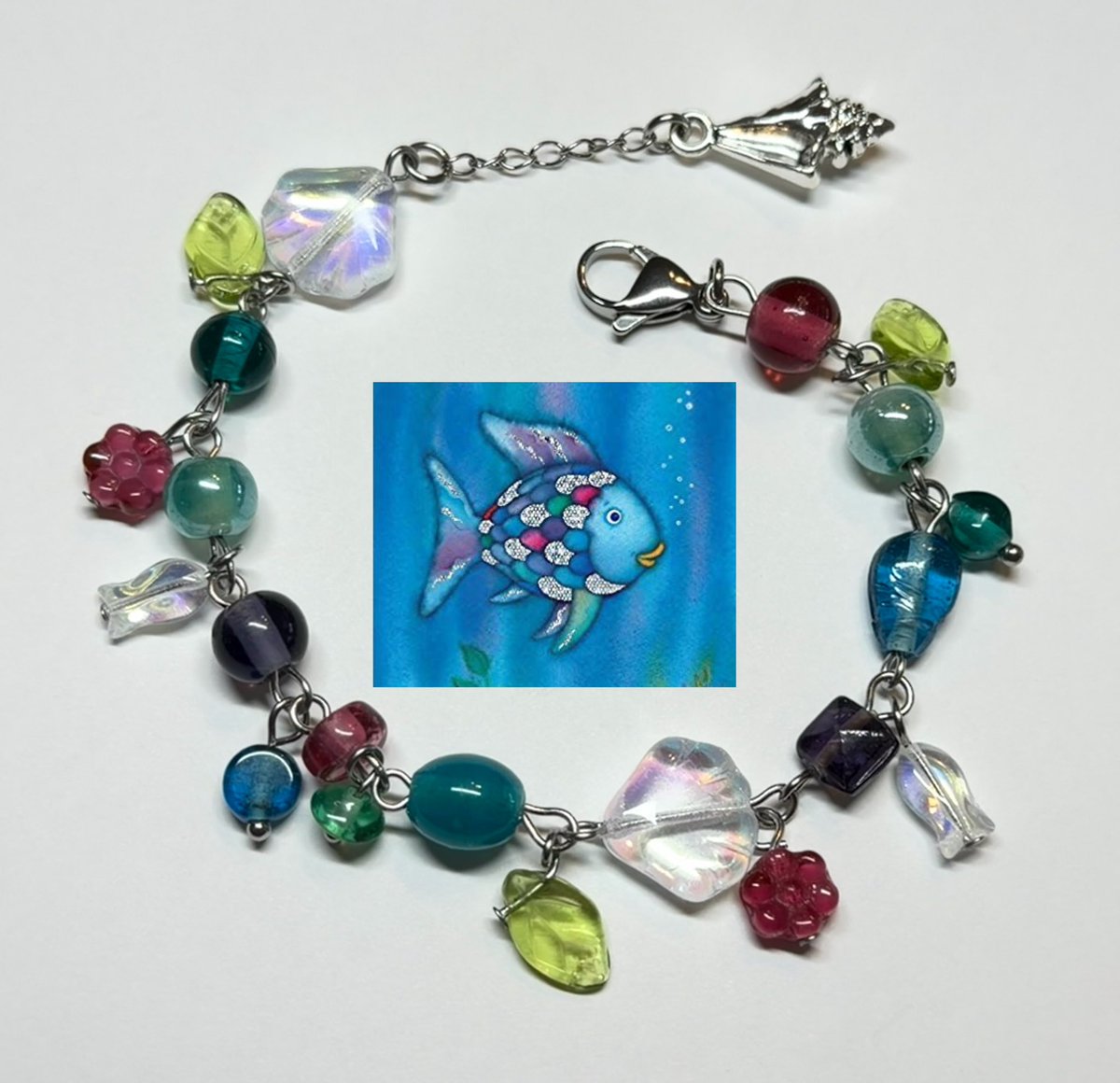 jacqui 💡🍓🪩 tweet media