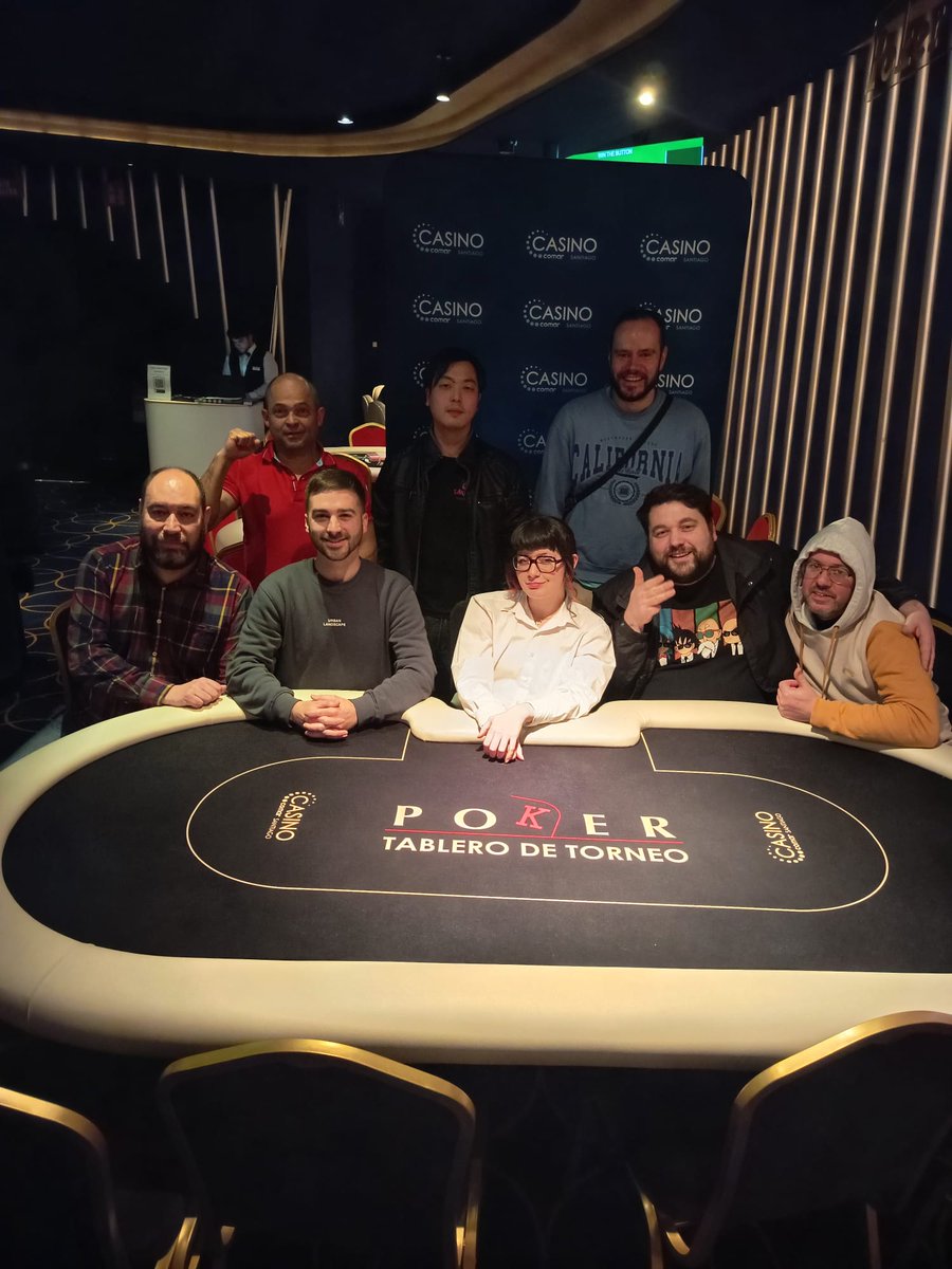 casino_santiago's tweet photo. El #WINTHEBUTTON de esta semana nos deja 59 🎟️🎟️. Un field de 40 jugadores hizo de la noche del sábado una movida jornada de póker.
¡Enhorabuena a los ganadores!
Volvemos el miércoles con el #UNIPOKER.
¡Nos vemos! ♥️♠️🍀 https://t.co/qH8D7UCzfA