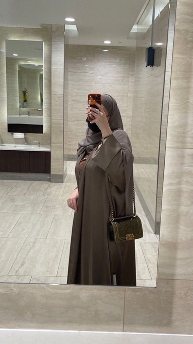 ام خالد tweet media