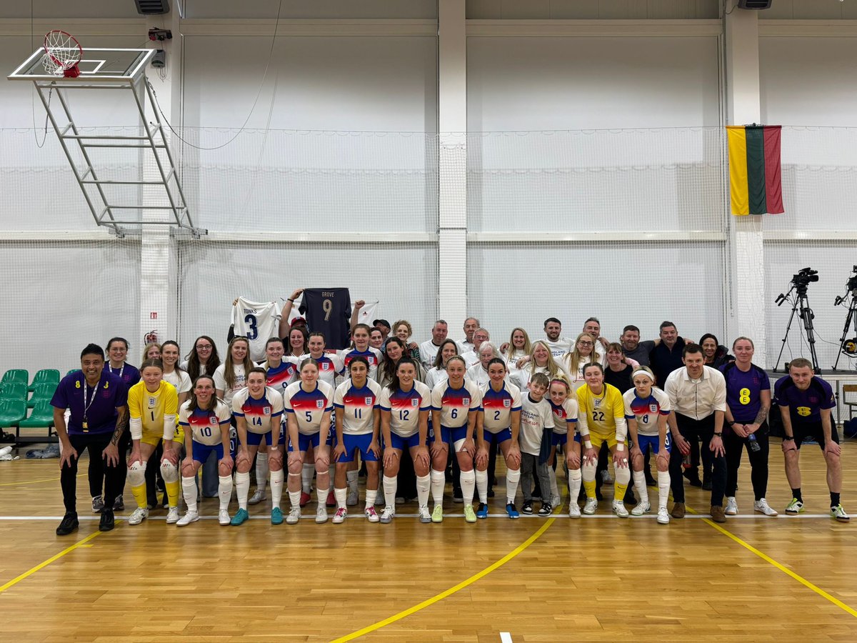 Sion Kitson tweet media