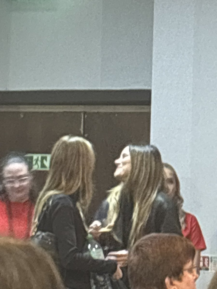 mama jen , station 19 , greys and lyne renee fan . tweet media