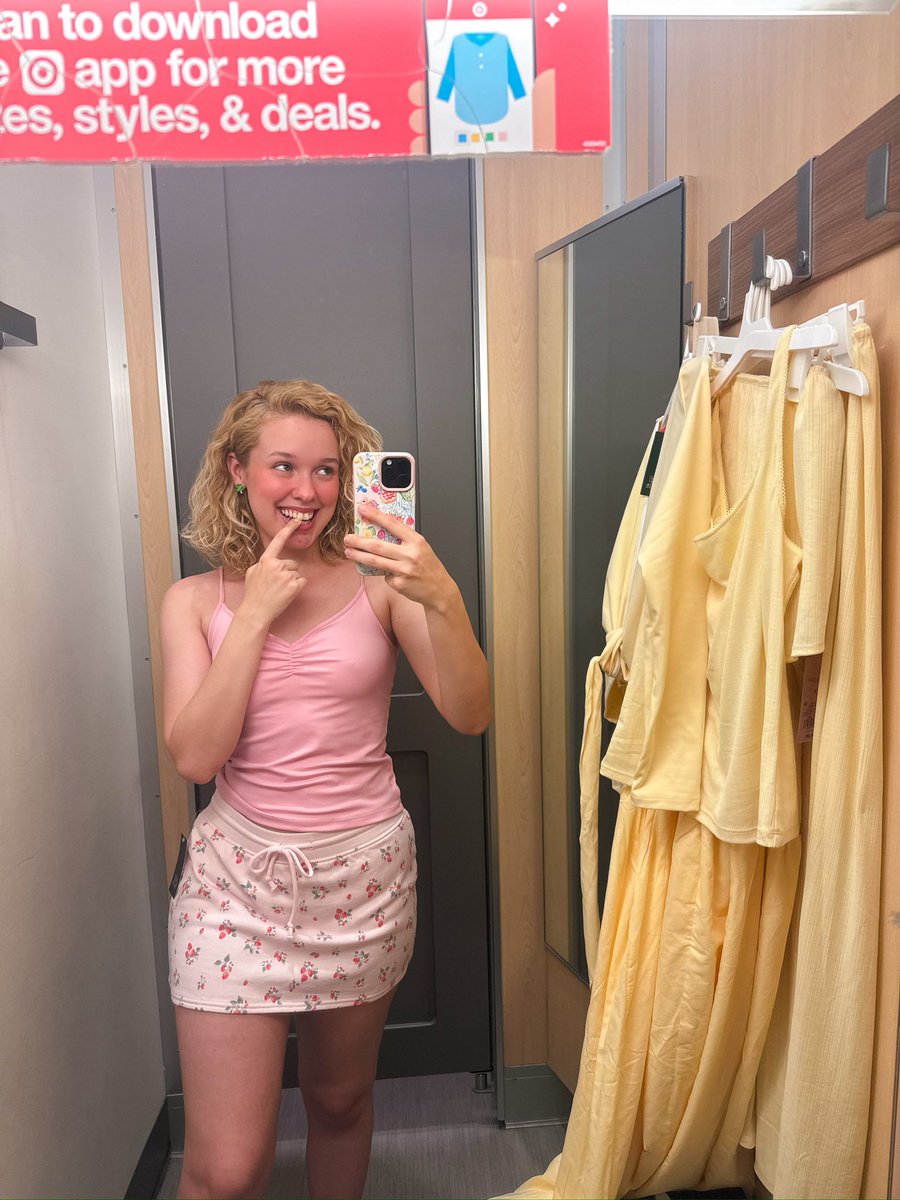 em fae 🧚🏻‍♀️ tweet media