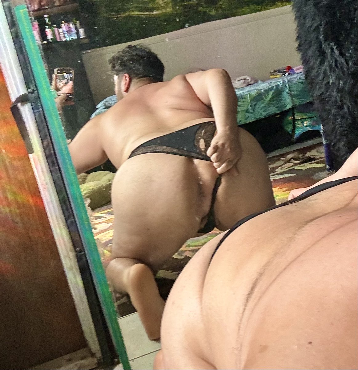fatbooty tweet media