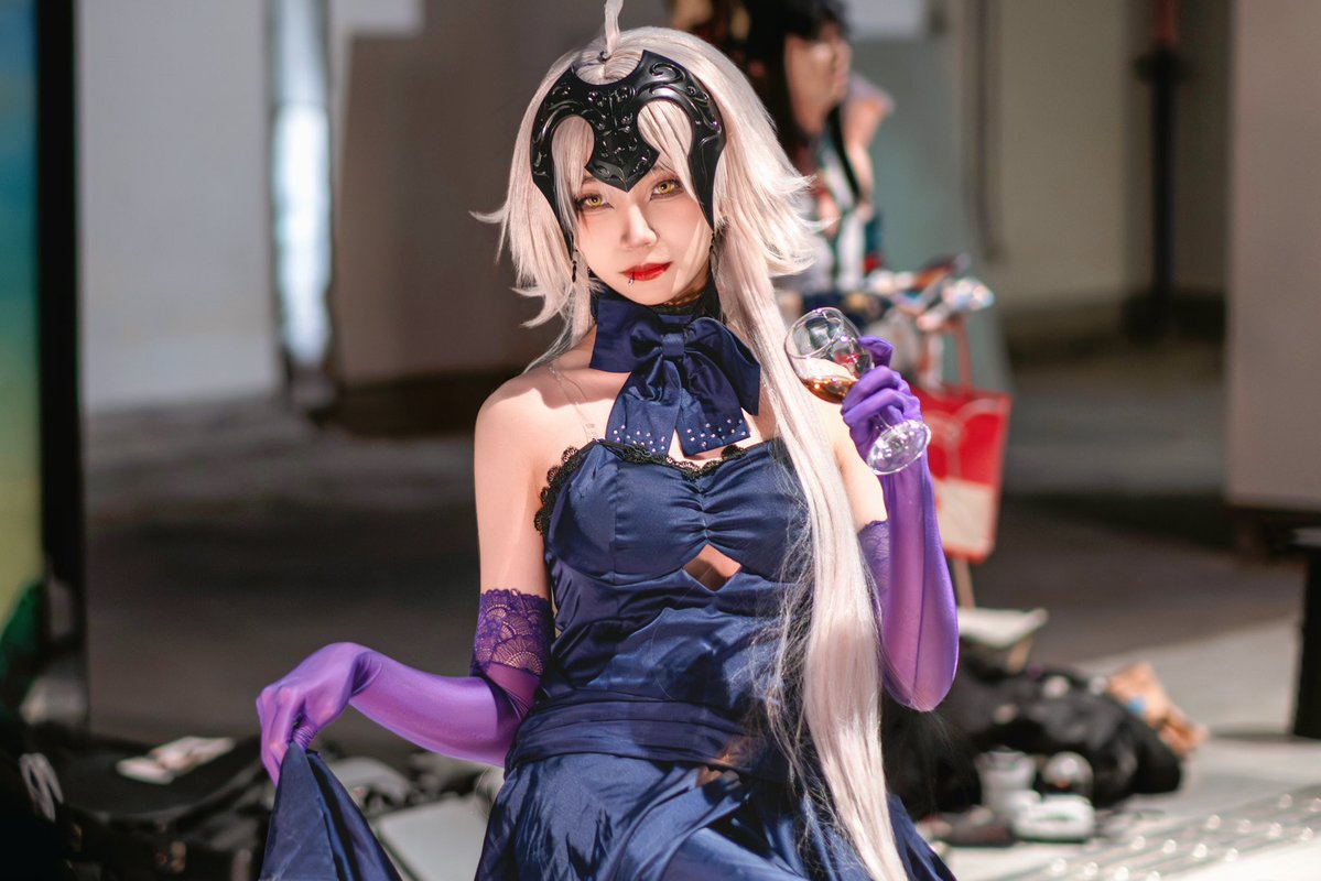 打喷嚏扶墙肾虚男 tweet media