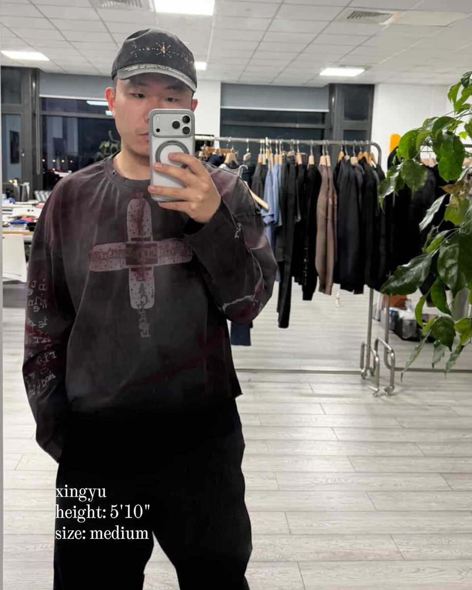 KeshiUniverse tweet media