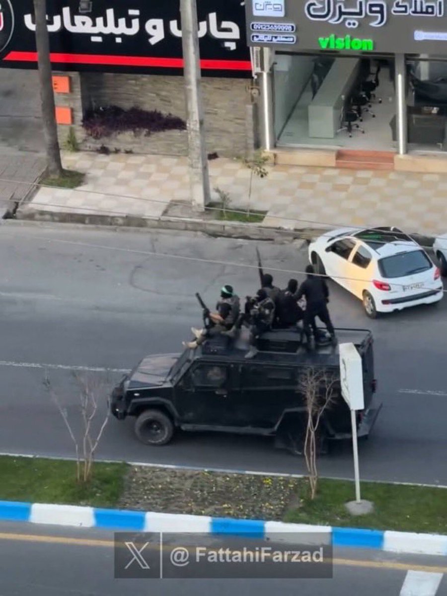 RandomPersianDude tweet media